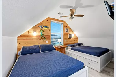 1411 12th Street, Galveston, TX 77550 - Photo 28