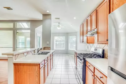10330 Claybrook Drive, Houston, TX 77089 - Photo 6
