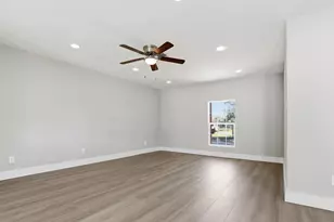 301 Brown Dr, Texas City, TX 77591 - Photo 20