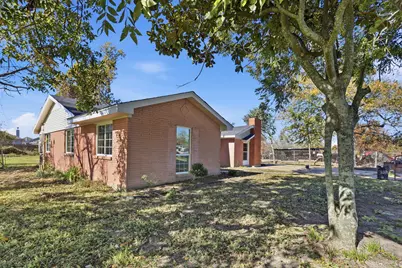 301 Brown Drive, Texas City, TX 77591 - Photo 10