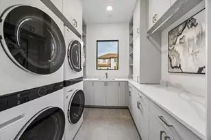 5602 Cedar Creek Dr, Houston, TX 77056 - Photo 18