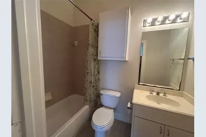 3501 Link Valley Drive #1004, Houston, TX 77025 - Photo 8