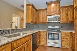 1807 Nuches Ln, Bryan, TX 77803 - Photo 10