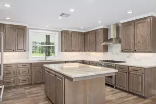 203 Woodard S, Devers, TX 77538 - Photo 10