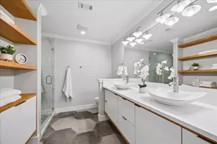 306 Greenpark Dr, Houston, TX 77079 - Photo 18