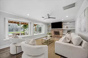 306 Greenpark Dr, Houston, TX 77079 - Photo 8