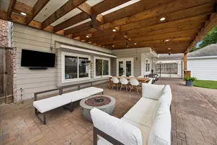 306 Greenpark Dr, Houston, TX 77079 - Photo 30