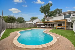 306 Greenpark Dr, Houston, TX 77079 - Photo 28