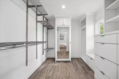 306 Greenpark Drive, Houston, TX 77079 - Photo 20