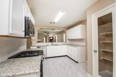 8902 Grand Villa Lane, Richmond, TX 77407 - Photo 8
