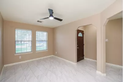 8902 Grand Villa Lane, Richmond, TX 77407 - Photo 4