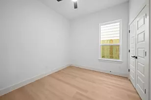 426 Calloway St, Houston, TX 77029 - Photo 10