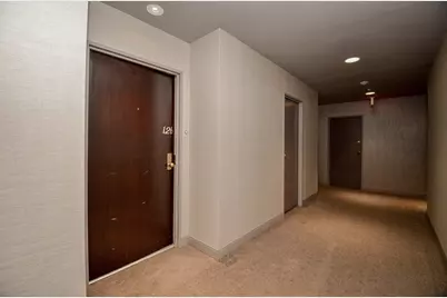 5000 Montrose Boulevard #12B, Houston, TX 77006 - Photo 8