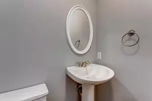 2649 Helena St, Houston, TX 77006 - Photo 4