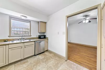 1821 Oakdale Street #A, Houston, TX 77004 - Photo 14