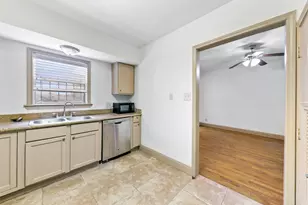 1821 Oakdale St, Houston, TX 77004 - Photo 14