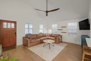 402 Fenn St, Houston, TX 77018 - Photo 4