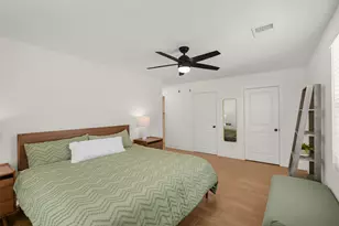 402 Fenn St, Houston, TX 77018 - Photo 14