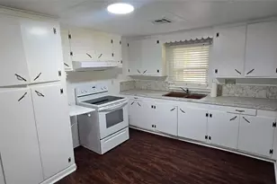 2266 Young Rd, Livingston, TX 77351 - Photo 12