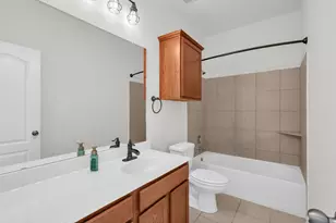 9978 Golden Field Ln, Brookshire, TX 77423 - Photo 8