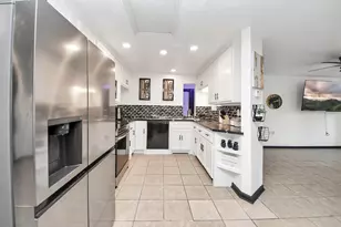 238 Waterfall Dr, Huffman, TX 77336 - Photo 10