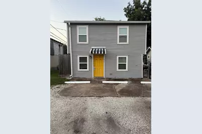 4601 1/2 Hain, Houston, TX 77009 - Photo 1