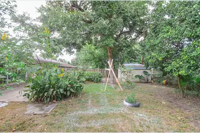8910 Reamer Street, Houston, TX 77074 - Photo 14