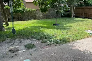 8910 Reamer St, Houston, TX 77074 - Photo 8