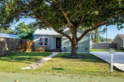 1007 Breezy Lane, Wharton, TX 77488 - Photo 2