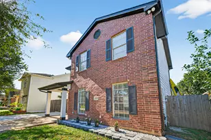 12714 Verdant Brook Dr, Houston, TX 77085 - Photo 6