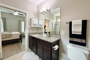 8121 E Pine Creek Bend, Cypress, TX 77433 - Photo 16