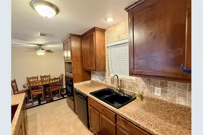 338 Calumet Drive, Palacios, TX 77465 - Photo 6