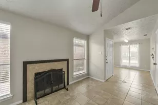 7818 Winehill Ln, Houston, TX 77040 - Photo 8