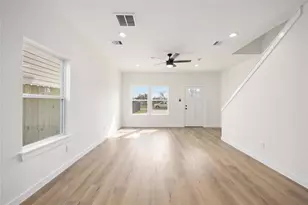 7921 Bonaire St, Houston, TX 77028 - Photo 24