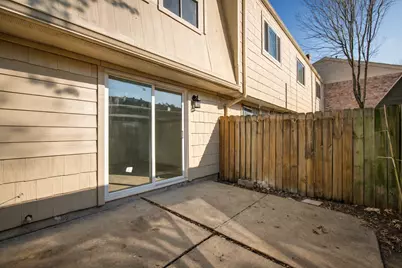 7902 Grove Ridge Drive, Houston, TX 77061 - Photo 16