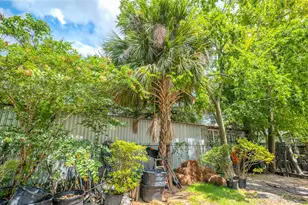 1137 W 26th St, Houston, TX 77008 - Photo 14