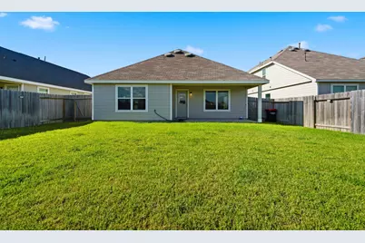 922 Luke Darrell Drive, Rosharon, TX 77583 - Photo 12