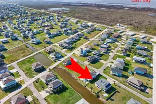 2940 Laguna Dr, Crystal Beach, TX 77650 - Photo 4