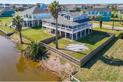 2940 Laguna Drive, Crystal Beach, TX 77650 - Photo 32