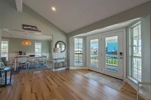 2940 Laguna Dr, Crystal Beach, TX 77650 - Photo 8