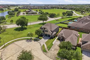2756 Panzano Ln, League City, TX 77573 - Photo 2