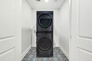 1107 Brooks St, Houston, TX 77009 - Photo 16