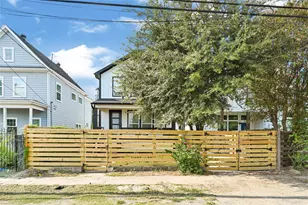 1107 Brooks St, Houston, TX 77009 - Photo 22