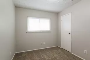 22219 Diane Dr, Spring, TX 77373 - Photo 10