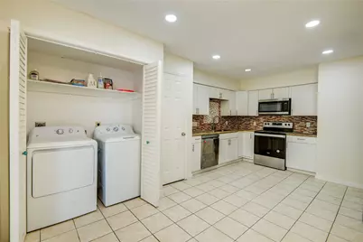 2114 Greenbriar Colony Drive Drive, Houston, TX 77032 - Photo 10