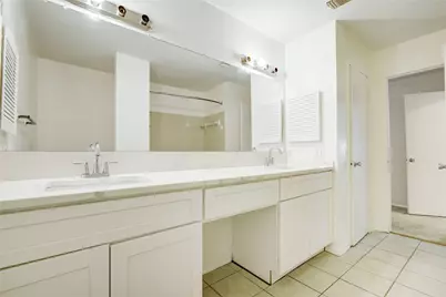 2114 Greenbriar Colony Drive Drive, Houston, TX 77032 - Photo 32