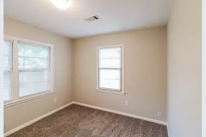 1108 W Camp Circle, La Marque, TX 77568 - Photo 12