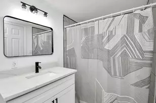 9818 Kerr St, Houston, TX 77029 - Photo 22