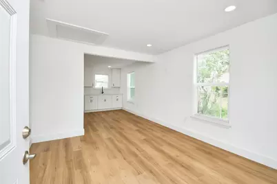 9818 Kerr Street, Houston, TX 77029 - Photo 8