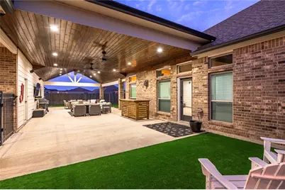 2210 Ninos Drive, League City, TX 77539 - Photo 8